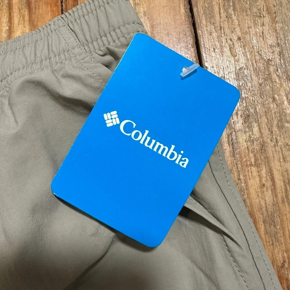 NWT Columbia Shorts Womens 2XL Khaki Sandy‎ River Pull On Hiking Camp Outdoors